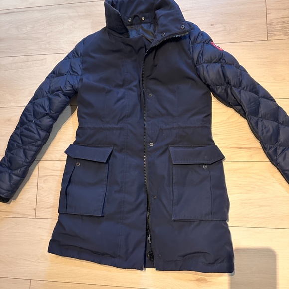 Canada Goose Parka - Picture 2 of 9